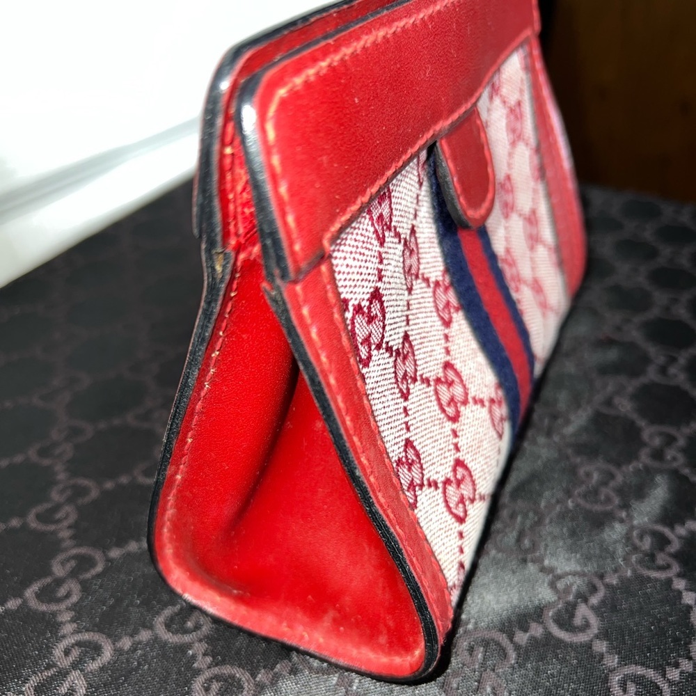 Vintage Gucci Mini Clutch - Picture 3 of 7